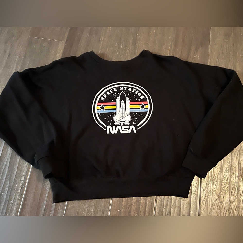 NASA crop sweatshirt